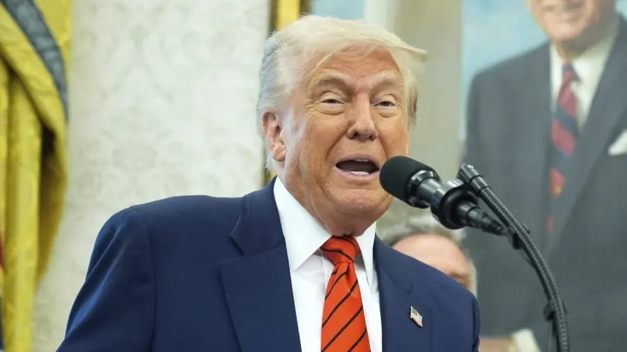 Federal judge temporarily halts Trump admin’s mass layoff plans