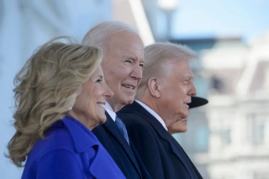 Democrats need to look forward, not back