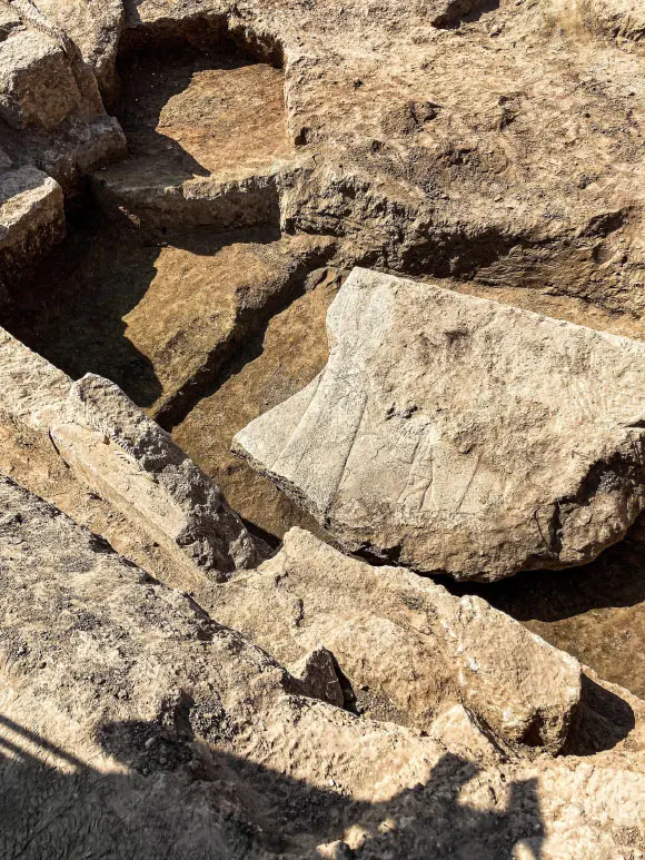 2,600-Year-Old Stone Relief Unearthed in Ancient Nineveh