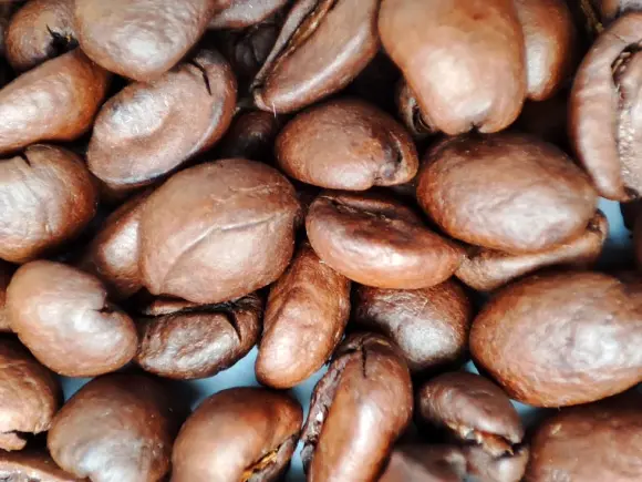 Women Consuming Caffeinated Coffee in Midlife are More Likely to Be Healthy Agers: Study