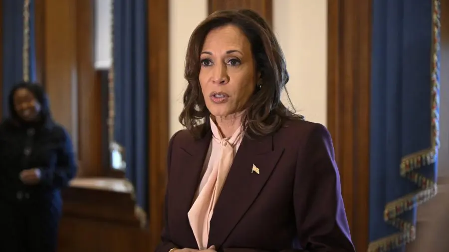 Harris makes appearance at Los Angeles high school graduation