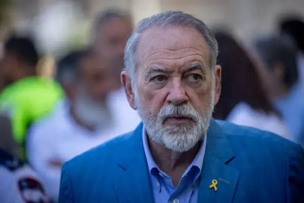Amb. Huckabee said to lead American last-ditch effort to stop Knesset dissolution & new elections Amb. Huckabee said to lead American last-ditch effort to stop Knesset dissolution & new elections