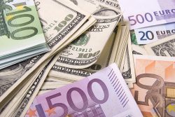 EUR/USD hovers around 1.0540s as bears take a breather