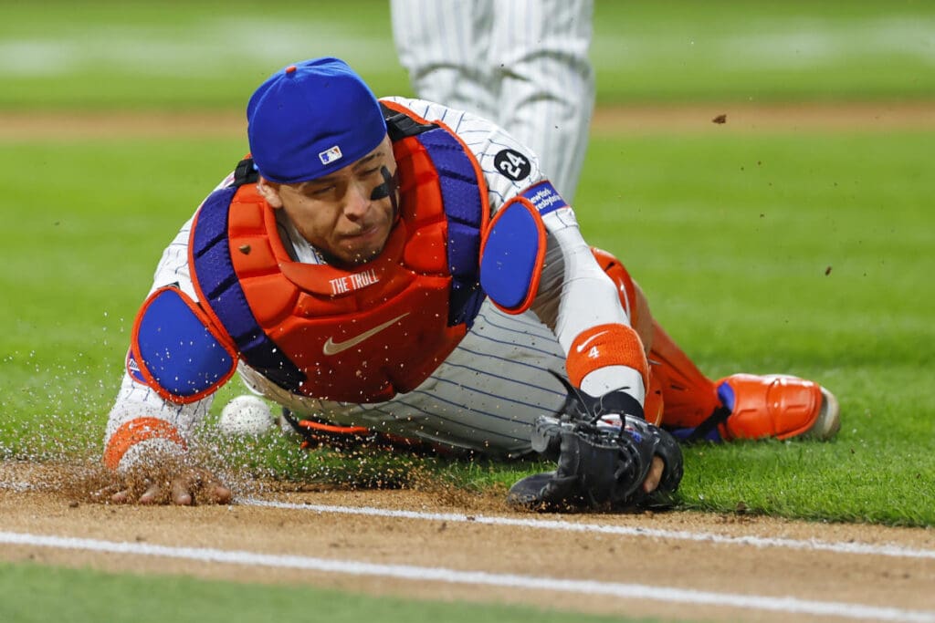 Mets defense reaches new low in wild pair of plays vs. Orioles