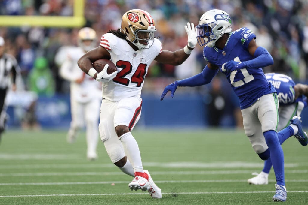 49ers RB Jordan Mason returns to action after a shoulder injury