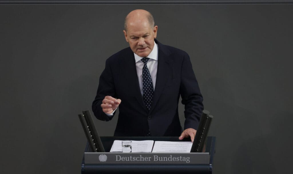 Scholz Announces Readiness to Negotiate with Putin