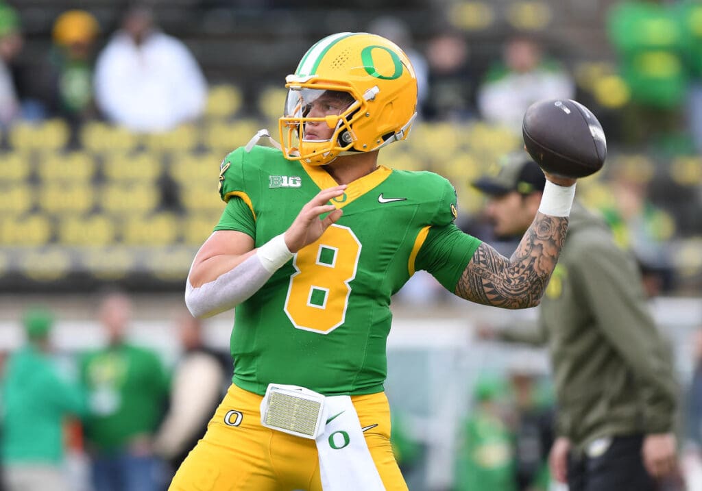 Oregon QB Dillon Gabriel becomes all-time FBS leader with 179 touchdowns