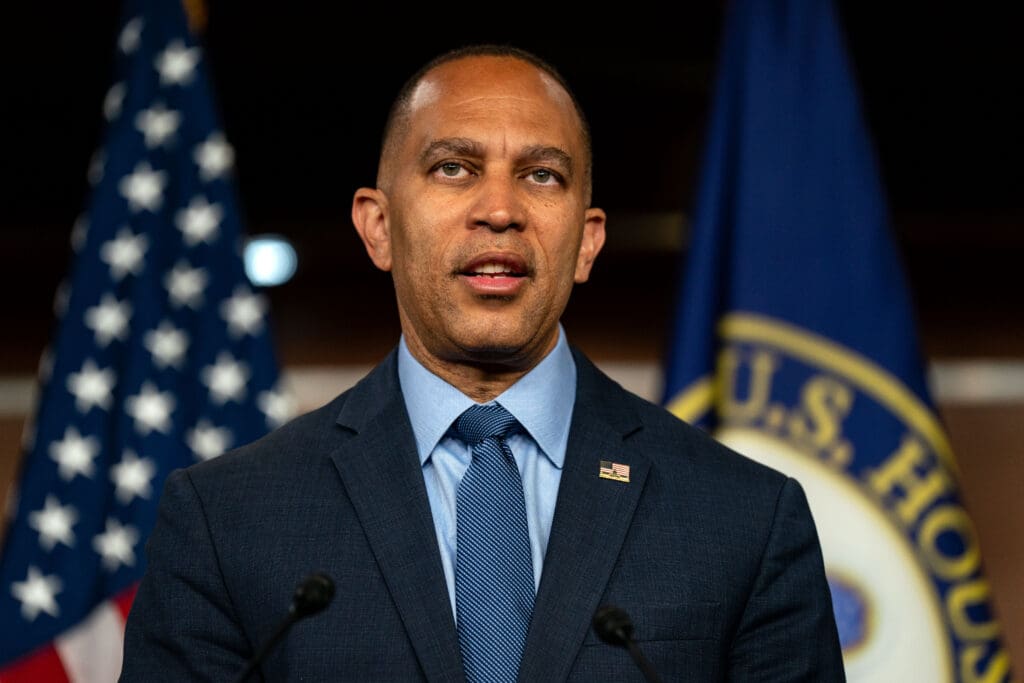 Jeffries: Pelosi is not undermining me