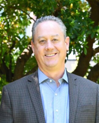 Staypineapple Hotels Names Bob Spear as Chief Operating Officer