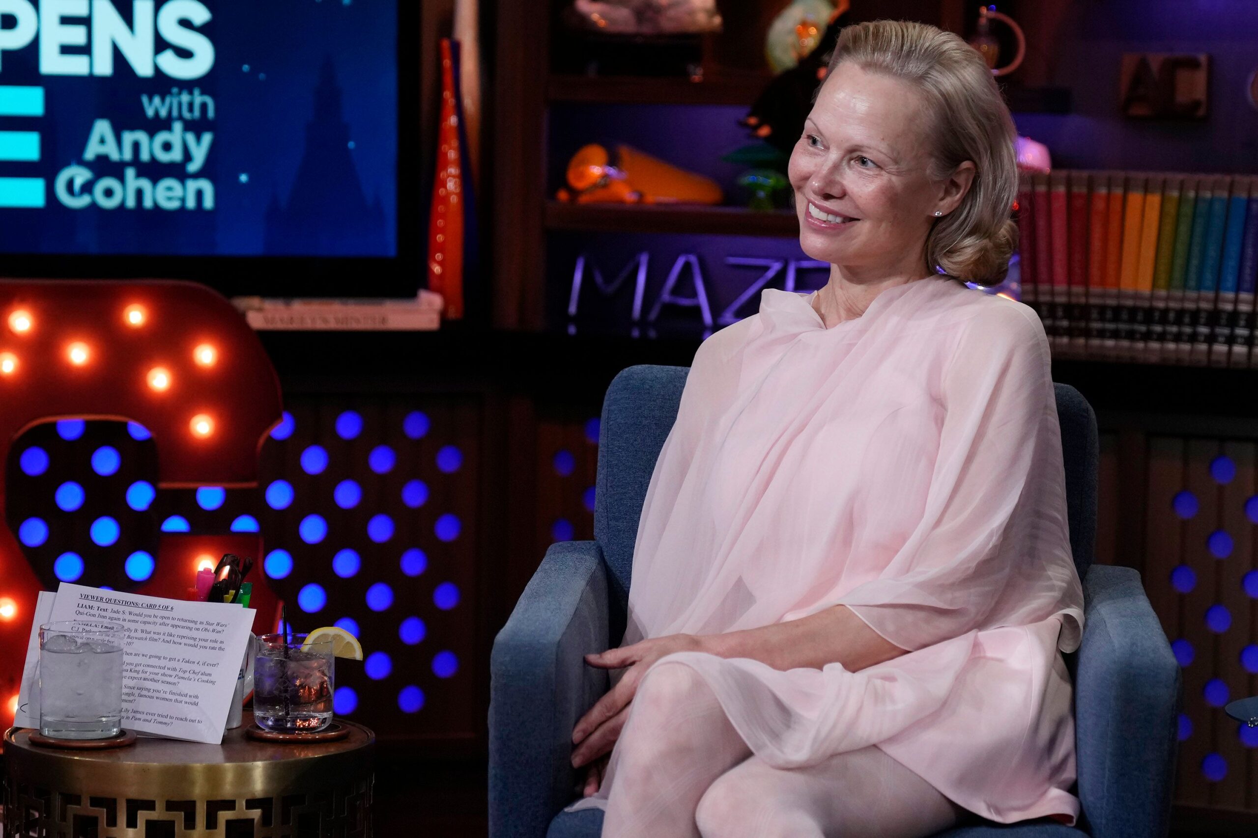 No, Pamela Anderson Isn’t Feuding With Meghan Markle