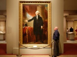 The Smithsonian Should Ditch the Ideology and Keep the History