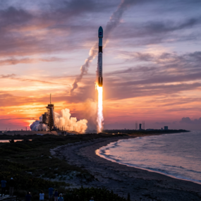 “Space X Liftoff: Redefining Space Exploration”